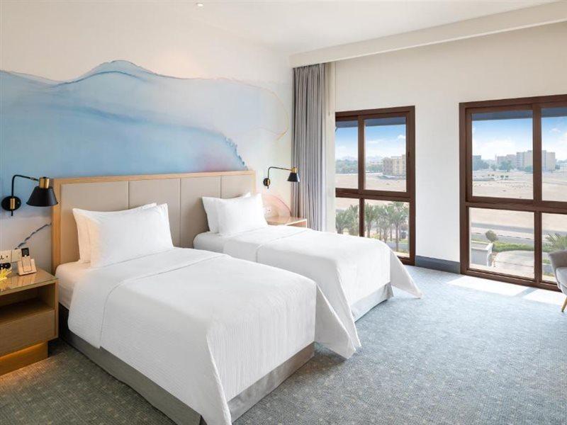 Vida Beach Resort Umm Al Quwain Luaran gambar Deluxe Room