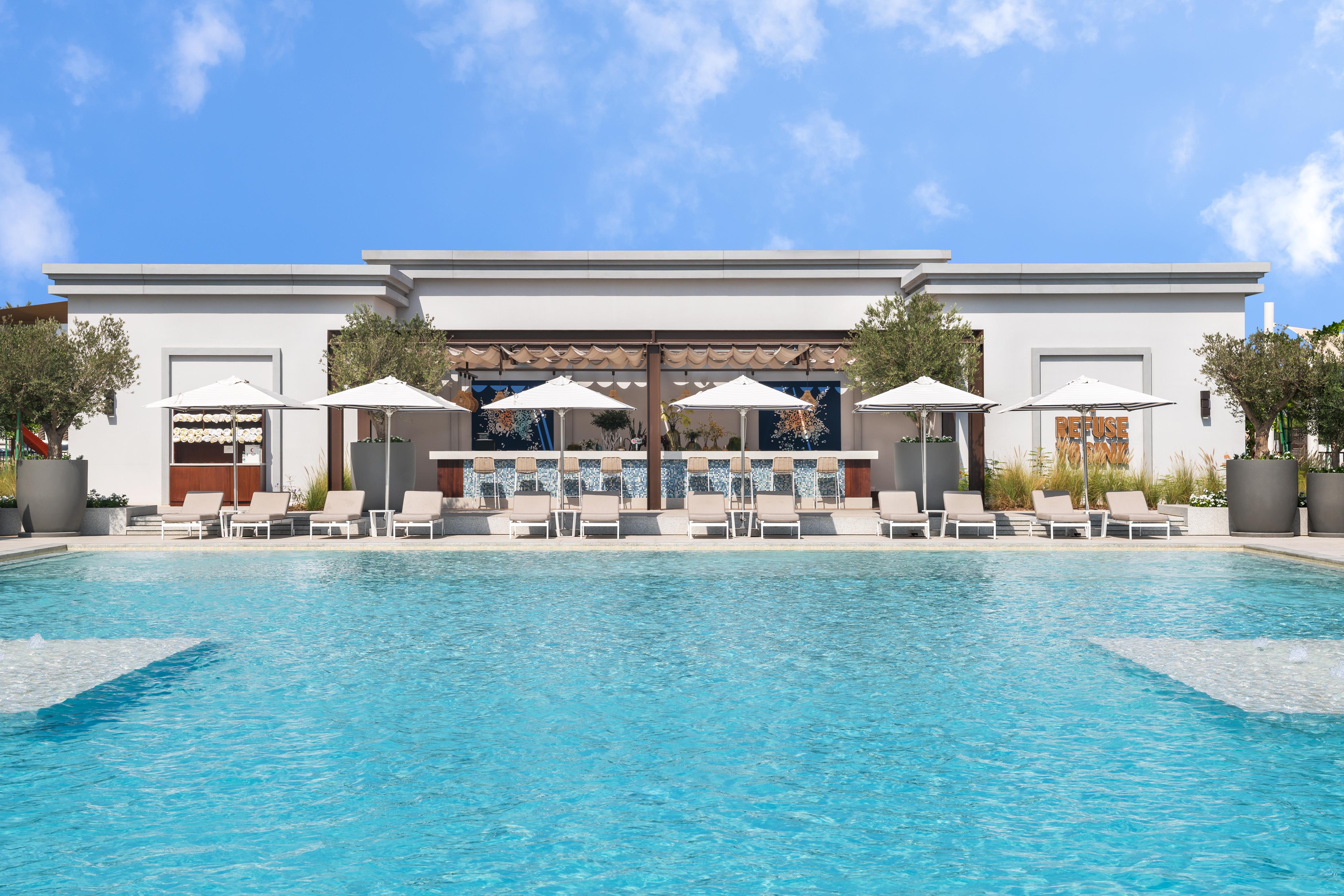 Vida Beach Resort Umm Al Quwain Luaran gambar The pool at the Four Seasons Hotel