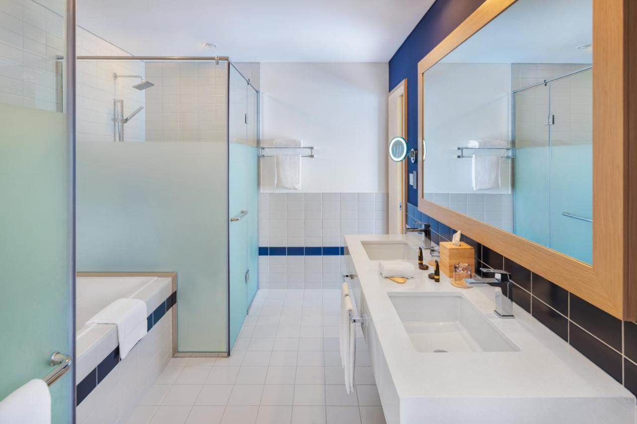 Vida Beach Resort Umm Al Quwain Luaran gambar Bathroom